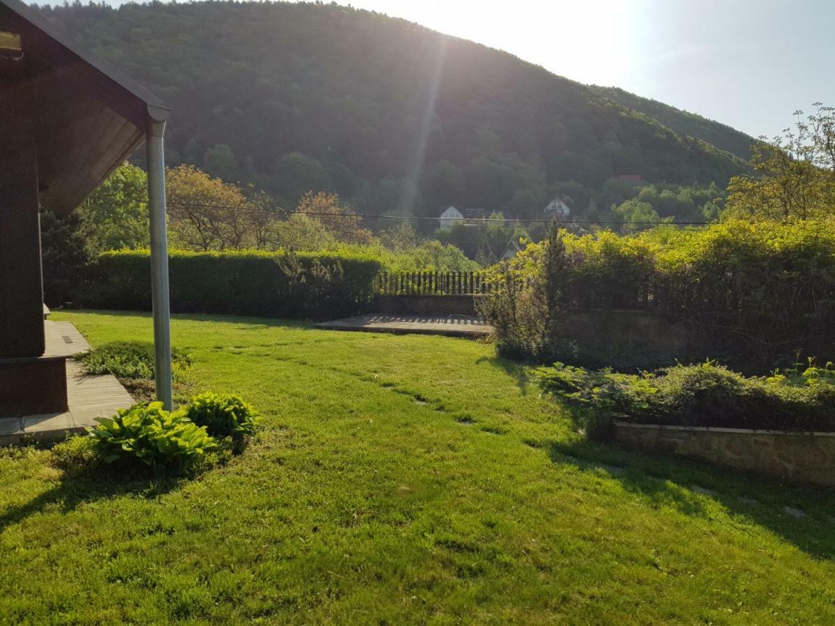 Garden View Villa Drienica Exterior foto